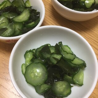 塩蔵わかめで節約！？きゅうりの酢の物